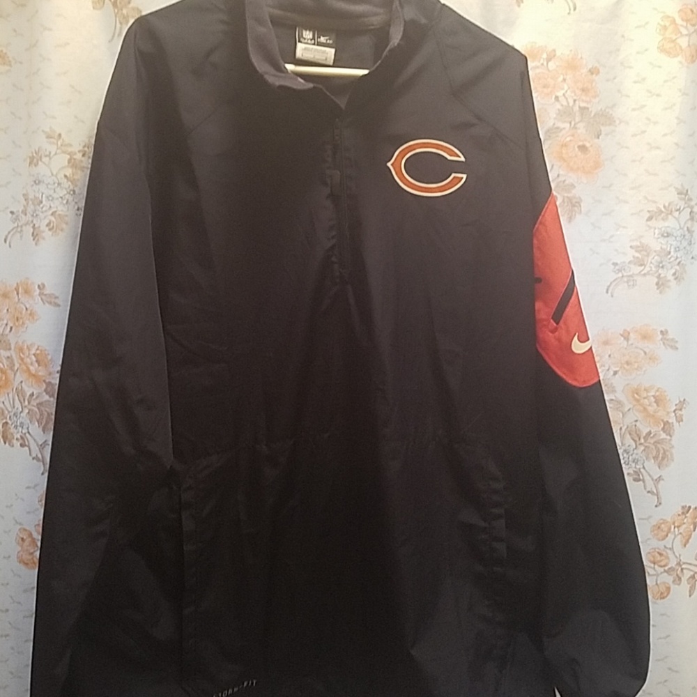 Nike chicago bear windbreaker